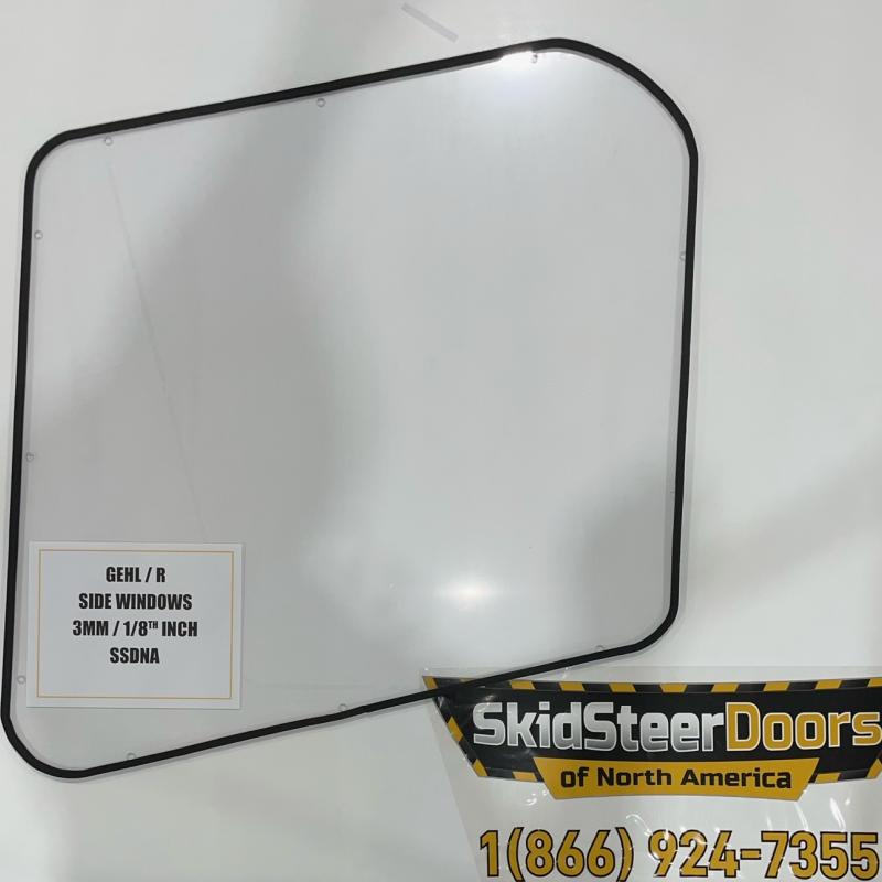 GEHL R / RT Side Panel Window (Set)
