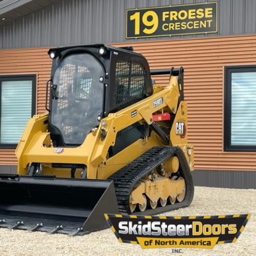 Caterpillar D Series Skid Steer Door